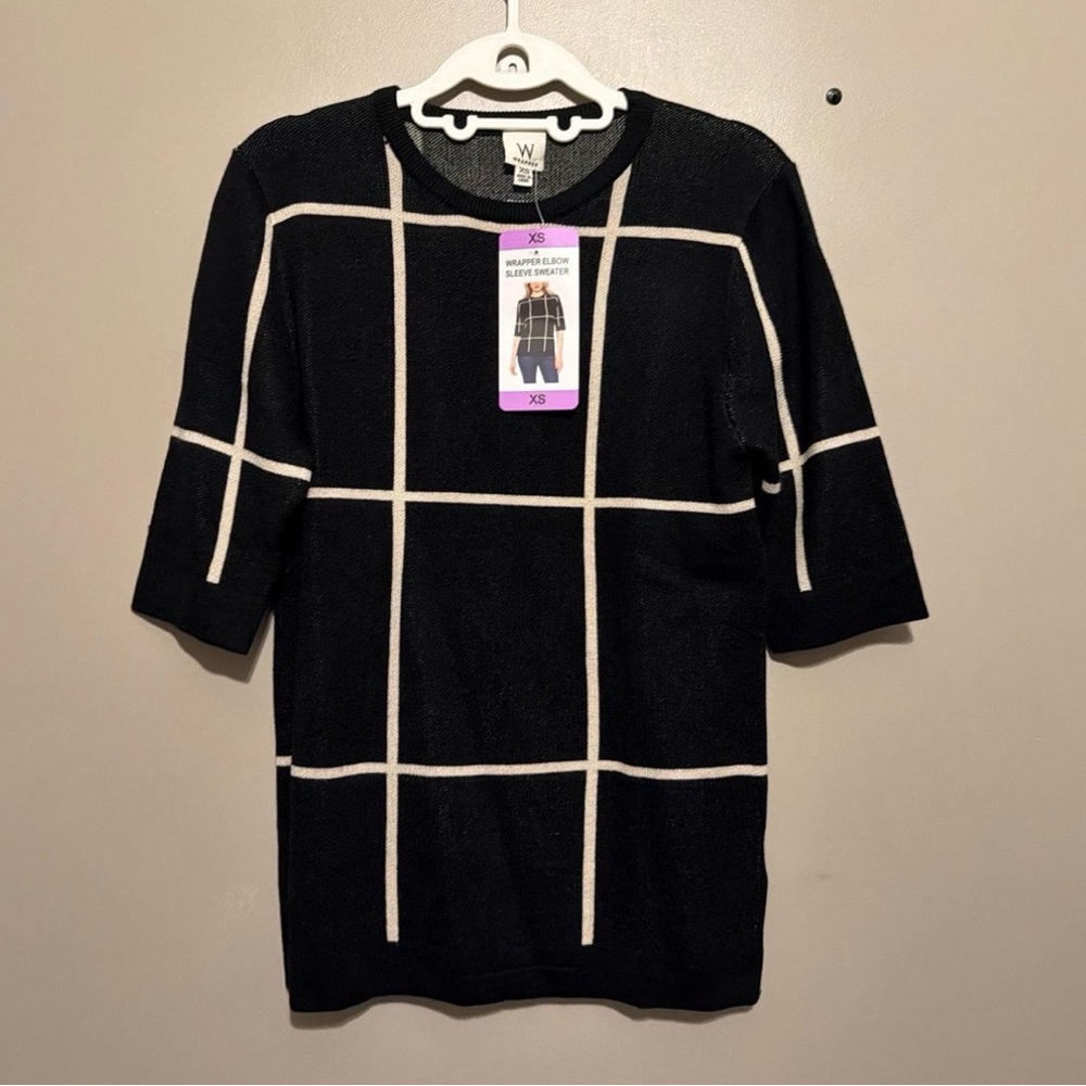 Women's Black and White Grid Pattern Tunic